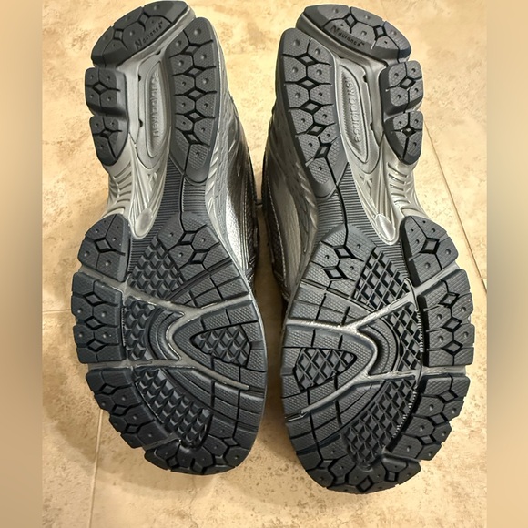 NEW New Balance 1906 R Men’s 8.5 - Picture 6 of 8